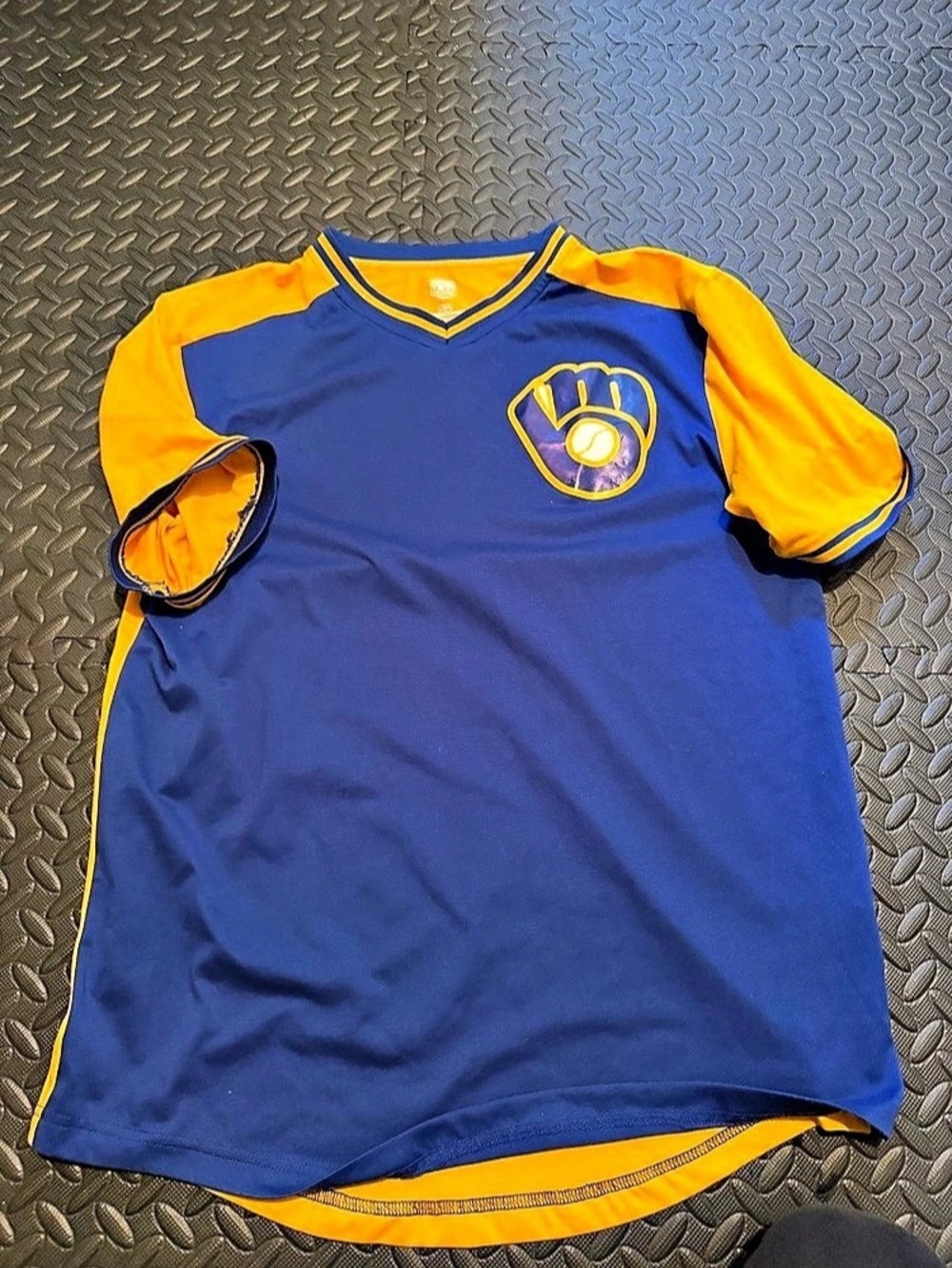 Milwaukee BrewersJersey Size Large